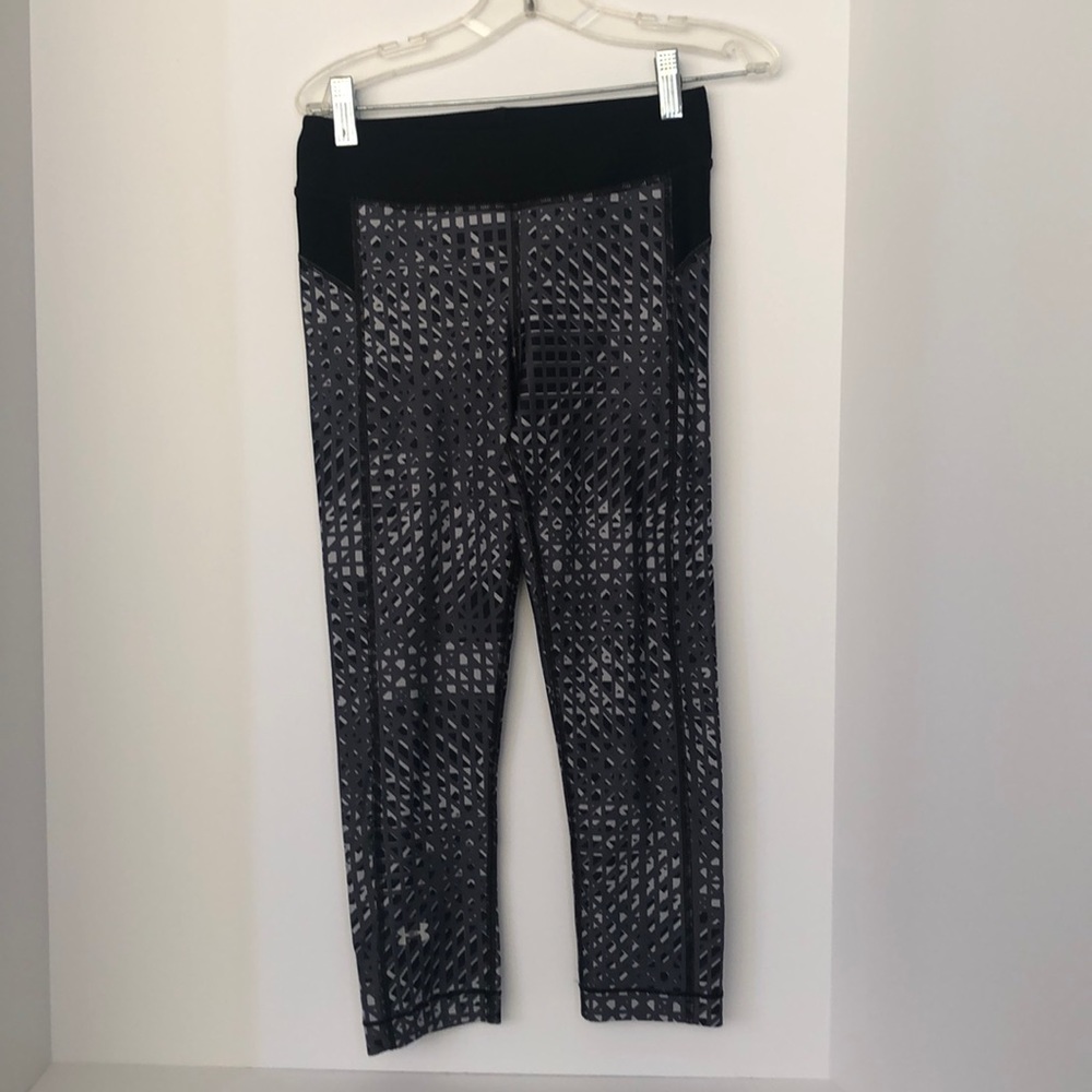 Aspens under amour women’s cropped legging